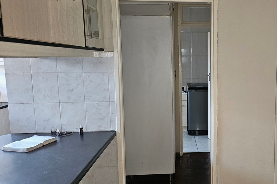 1 Bedroom Property for Sale in Paarlshoop Gauteng