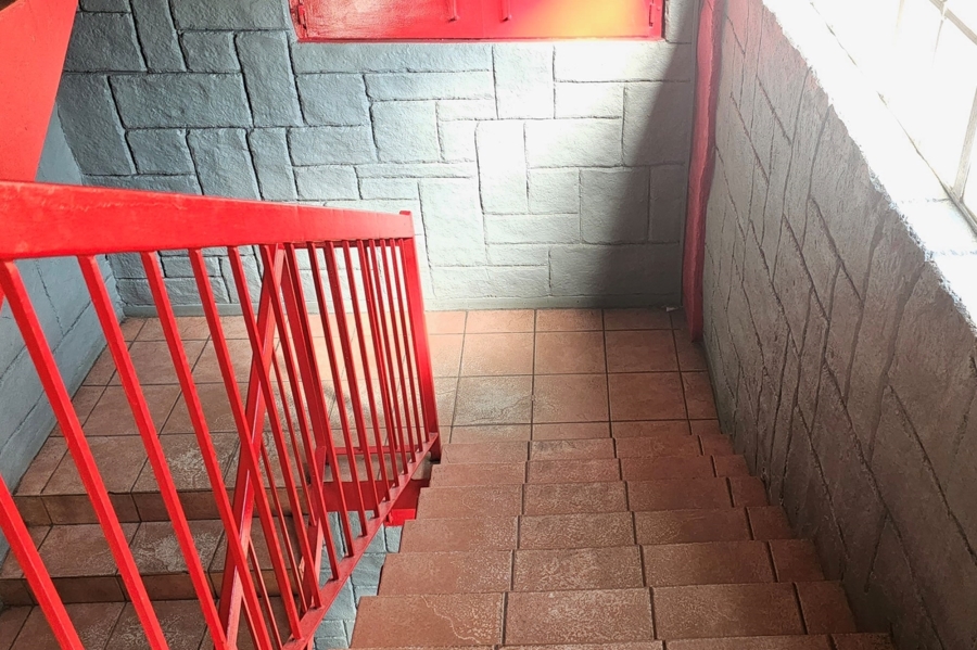 1 Bedroom Property for Sale in Paarlshoop Gauteng