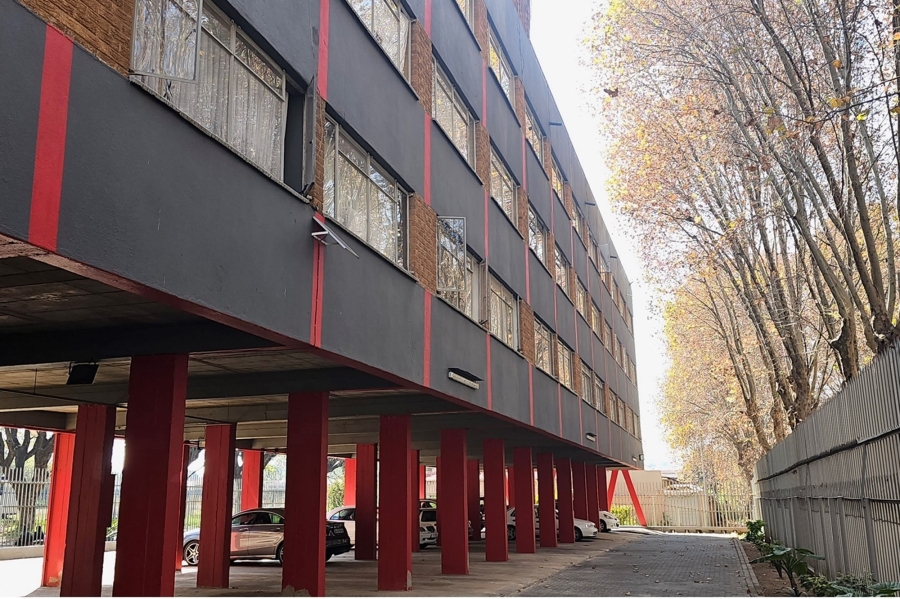 1 Bedroom Property for Sale in Paarlshoop Gauteng