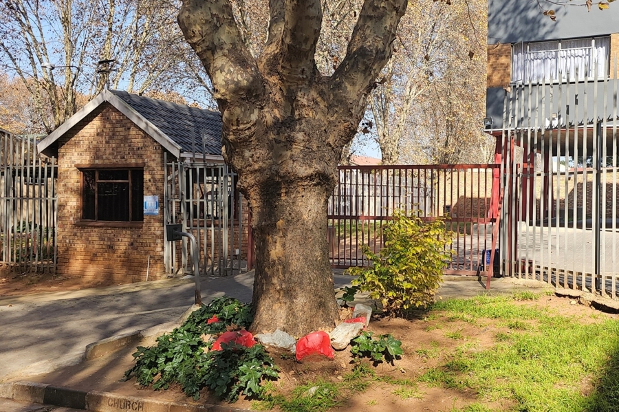 1 Bedroom Property for Sale in Paarlshoop Gauteng