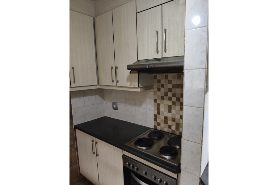 1 Bedroom Property for Sale in Paarlshoop Gauteng