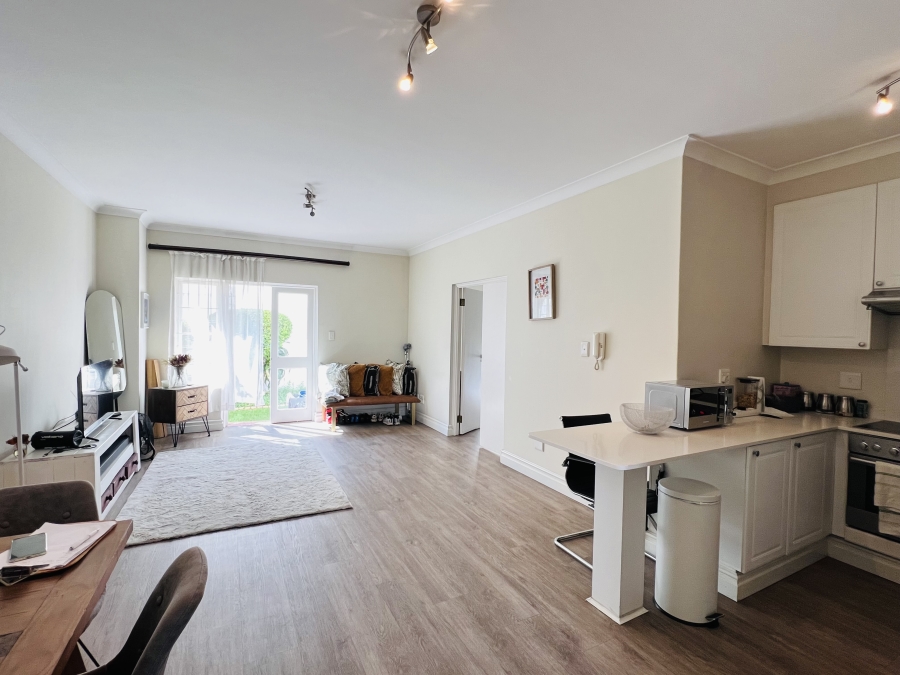 1 Bedroom Property for Sale in Dunkeld West Gauteng