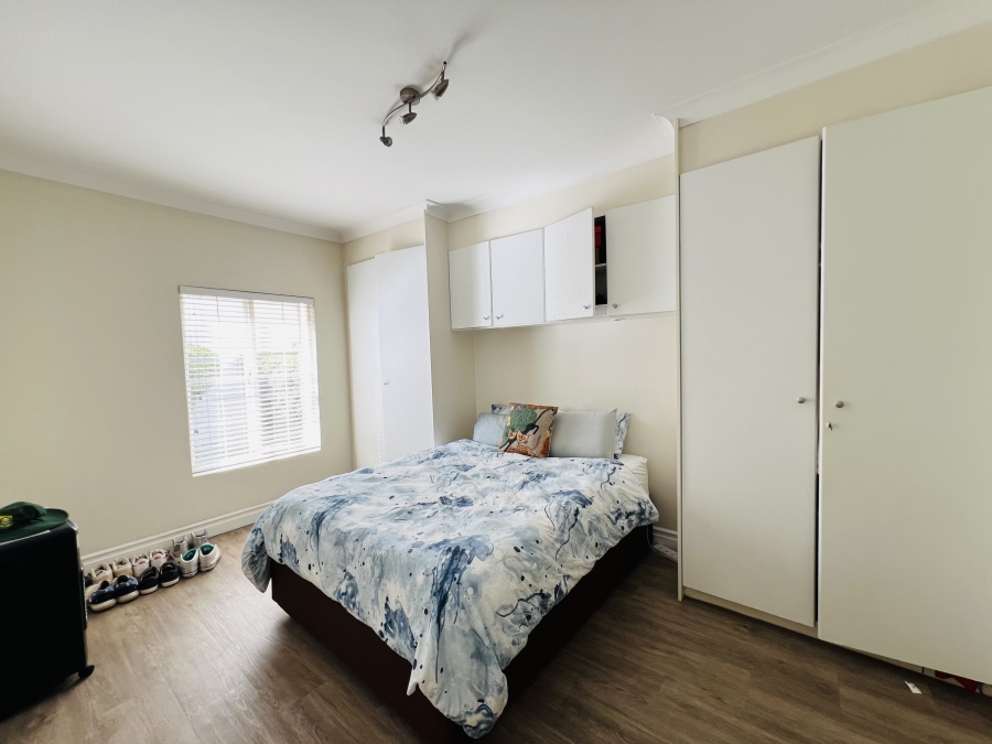 1 Bedroom Property for Sale in Dunkeld West Gauteng