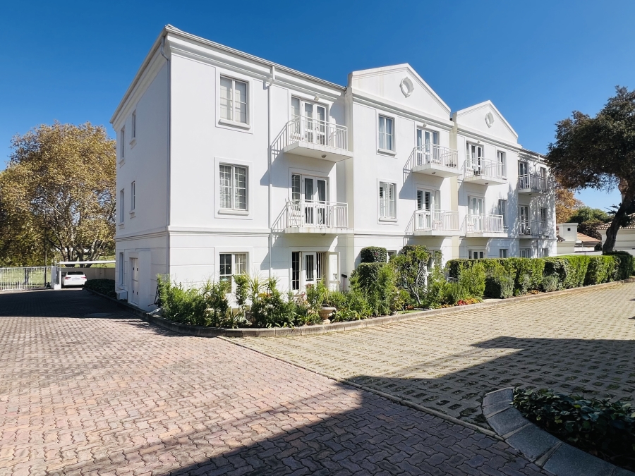 1 Bedroom Property for Sale in Dunkeld West Gauteng