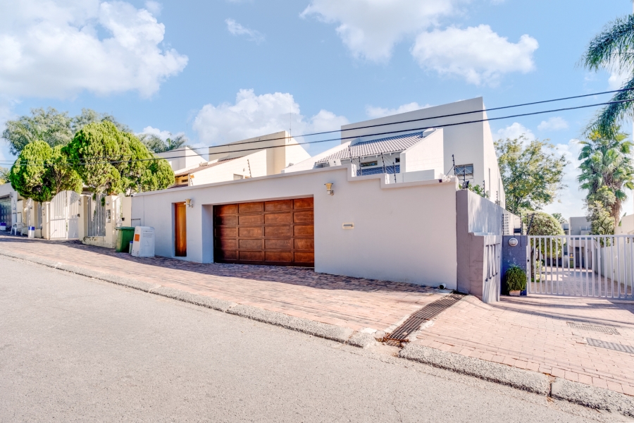 3 Bedroom Property for Sale in Edenburg Gauteng