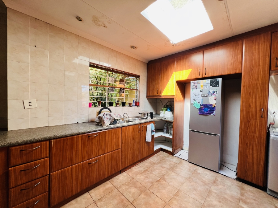 4 Bedroom Property for Sale in Radiokop Gauteng