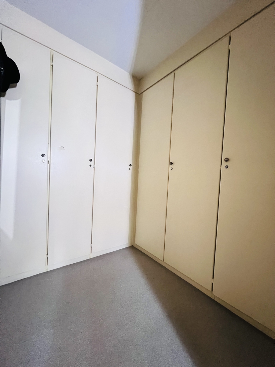 4 Bedroom Property for Sale in Radiokop Gauteng
