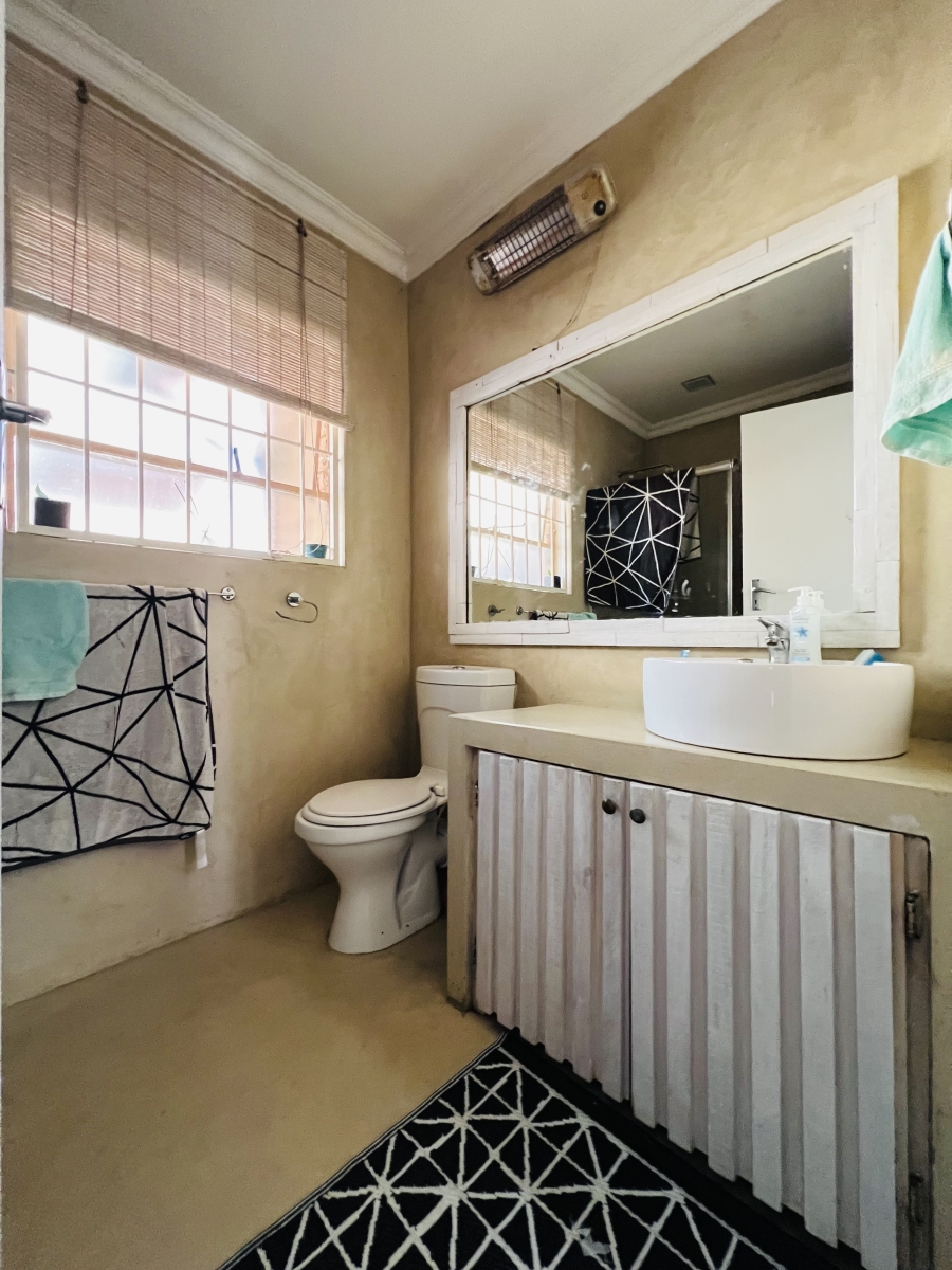 4 Bedroom Property for Sale in Radiokop Gauteng