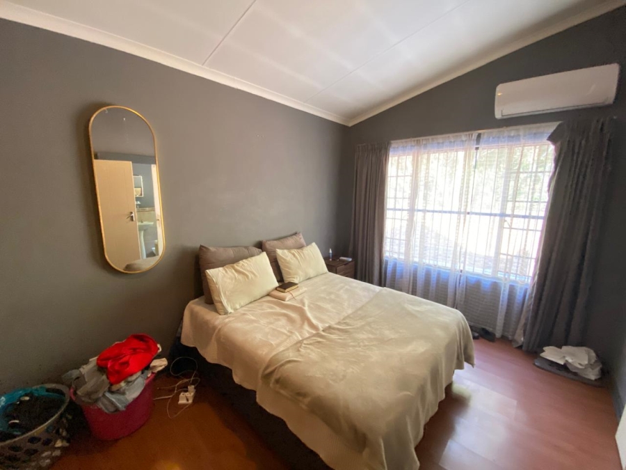 2 Bedroom Property for Sale in Gezina Gauteng