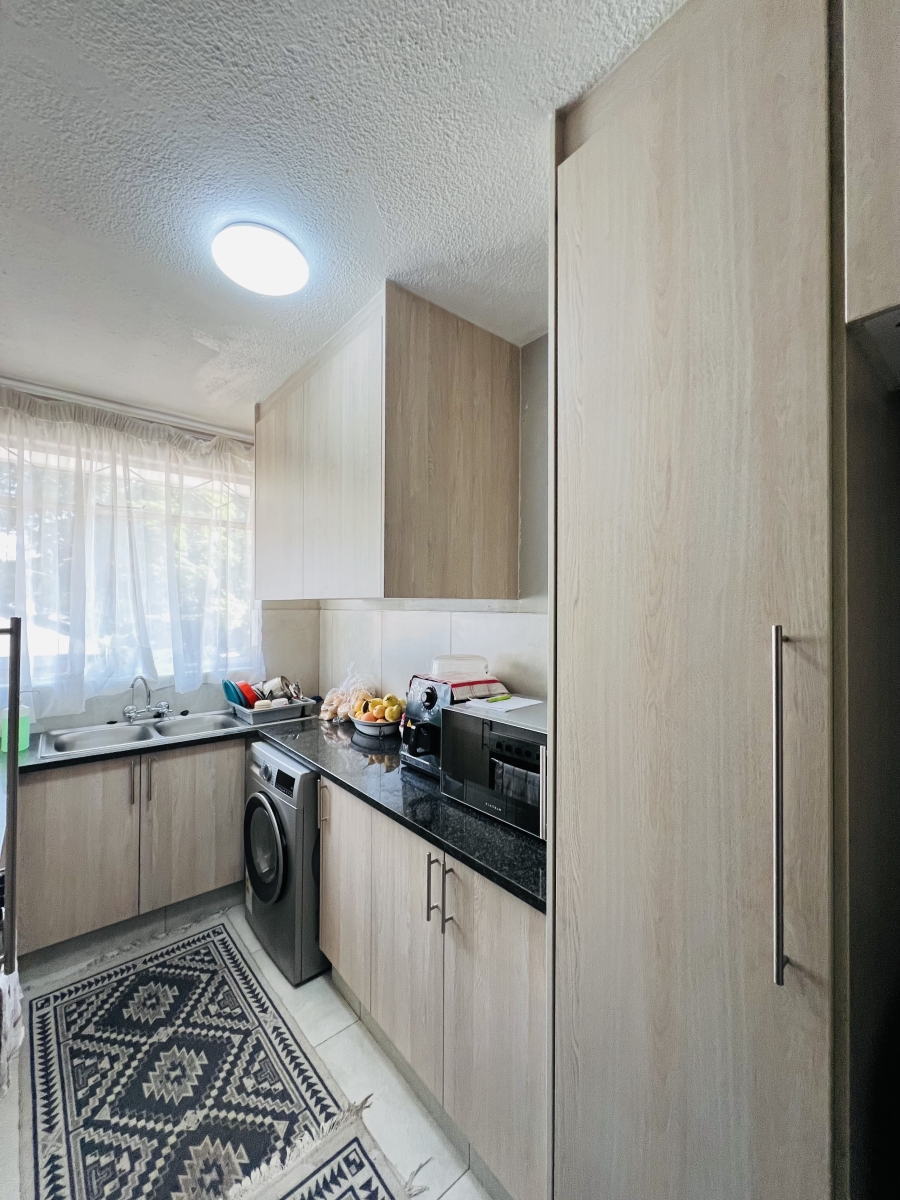 2 Bedroom Property for Sale in Lyndhurst Gauteng