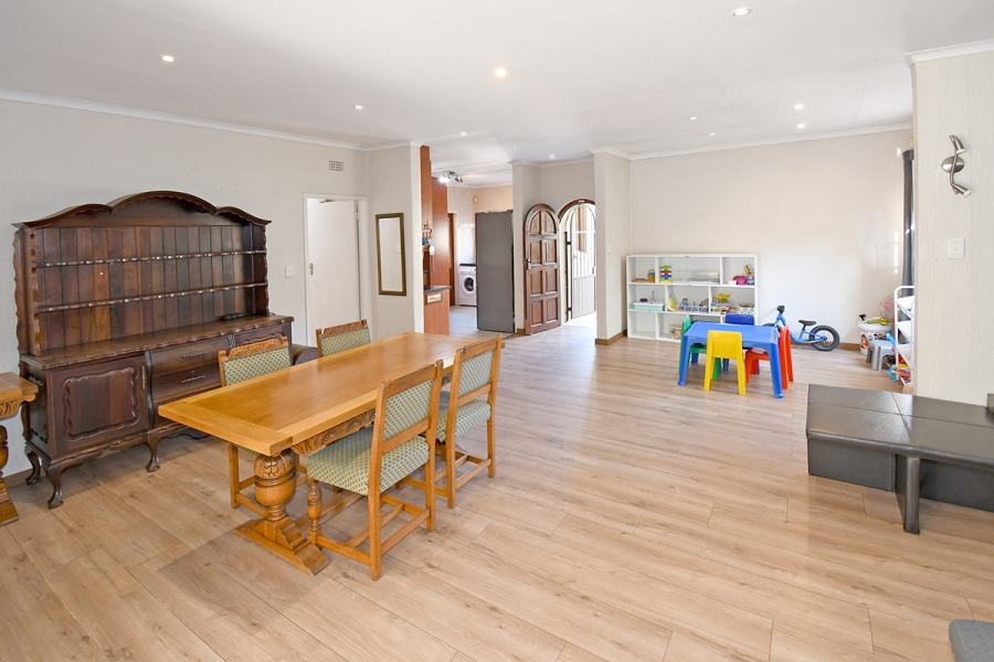 3 Bedroom Property for Sale in Olivedale Gauteng