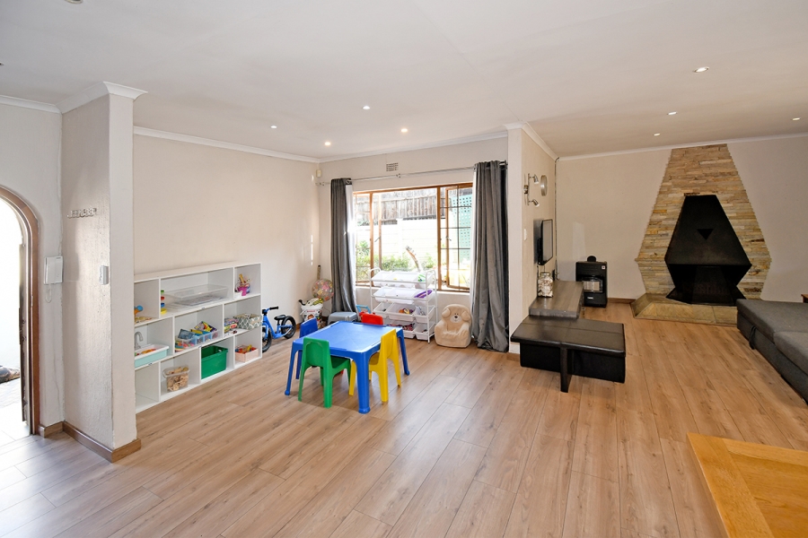 3 Bedroom Property for Sale in Olivedale Gauteng