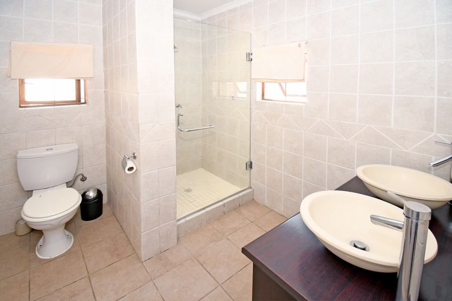 3 Bedroom Property for Sale in Olivedale Gauteng