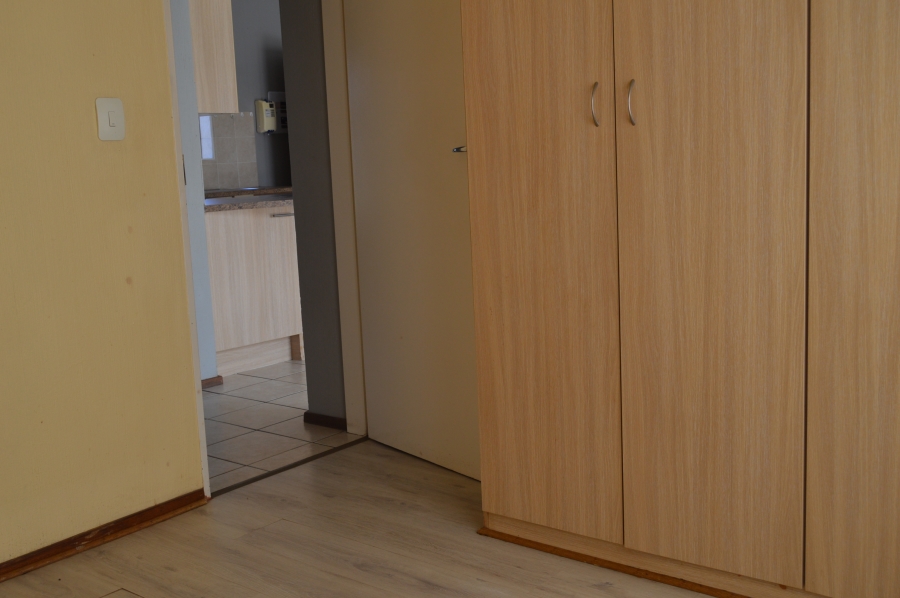To Let 2 Bedroom Property for Rent in Sugar Bush Estate Gauteng