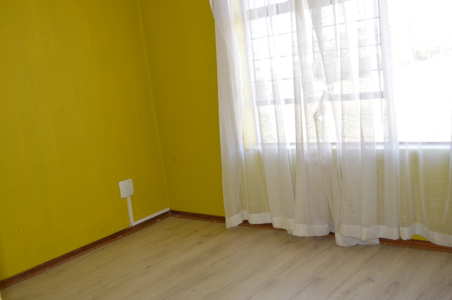 To Let 2 Bedroom Property for Rent in Sugar Bush Estate Gauteng