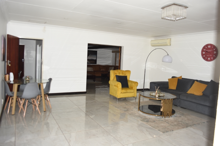 4 Bedroom Property for Sale in Theresa Park Gauteng