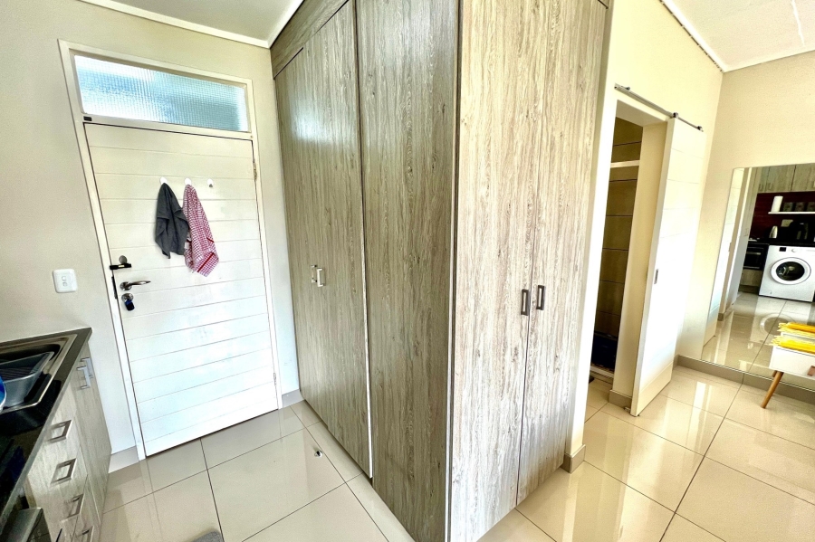 To Let 1 Bedroom Property for Rent in Clubview Gauteng