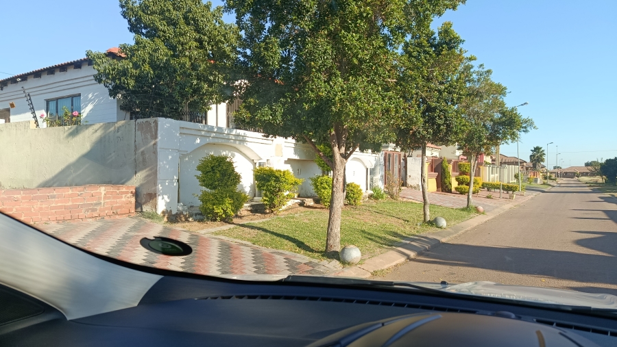 4 Bedroom Property for Sale in Soshanguve S Gauteng