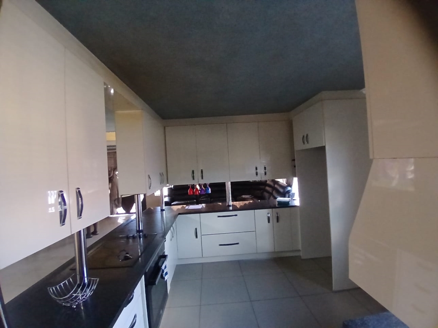4 Bedroom Property for Sale in Soshanguve S Gauteng