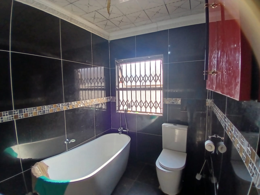 4 Bedroom Property for Sale in Soshanguve S Gauteng