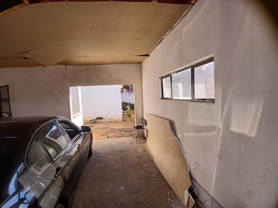 4 Bedroom Property for Sale in Soshanguve S Gauteng