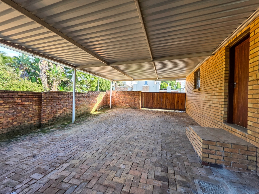 3 Bedroom Property for Sale in Moreleta Park Gauteng