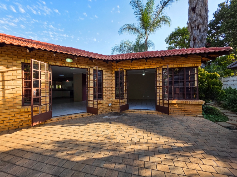 3 Bedroom Property for Sale in Moreleta Park Gauteng