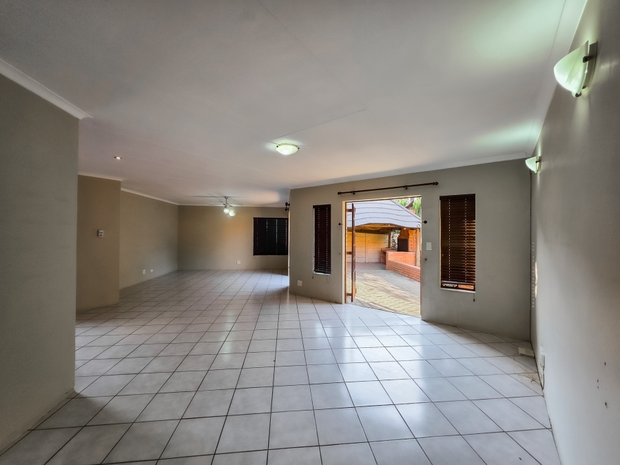 3 Bedroom Property for Sale in Moreleta Park Gauteng