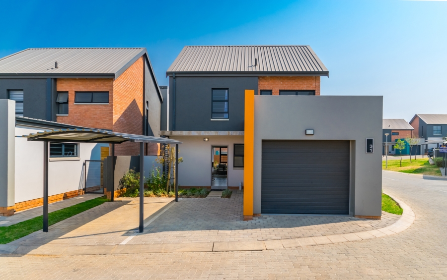 3 Bedroom Property for Sale in Amberfield Gauteng