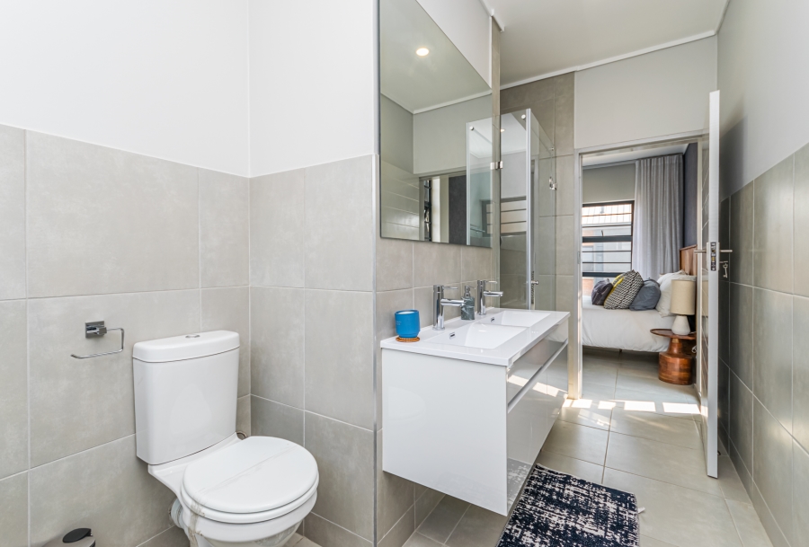 3 Bedroom Property for Sale in Amberfield Gauteng