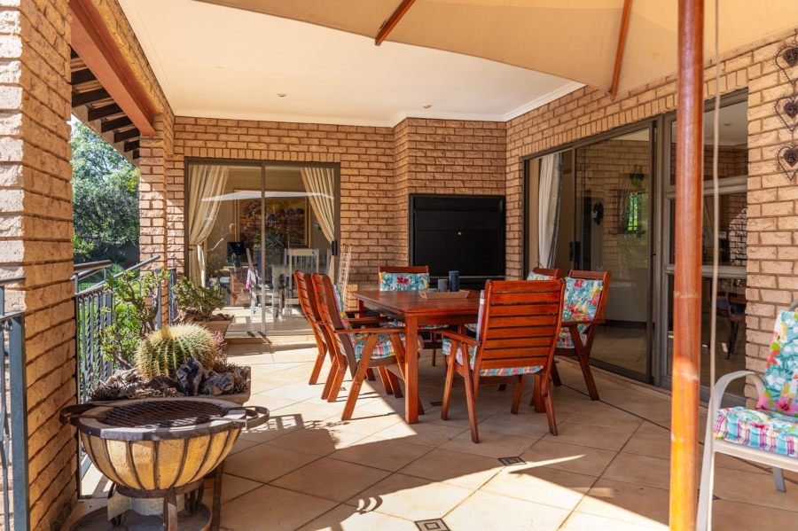 4 Bedroom Property for Sale in Mooikloof Equestrian Estate Gauteng