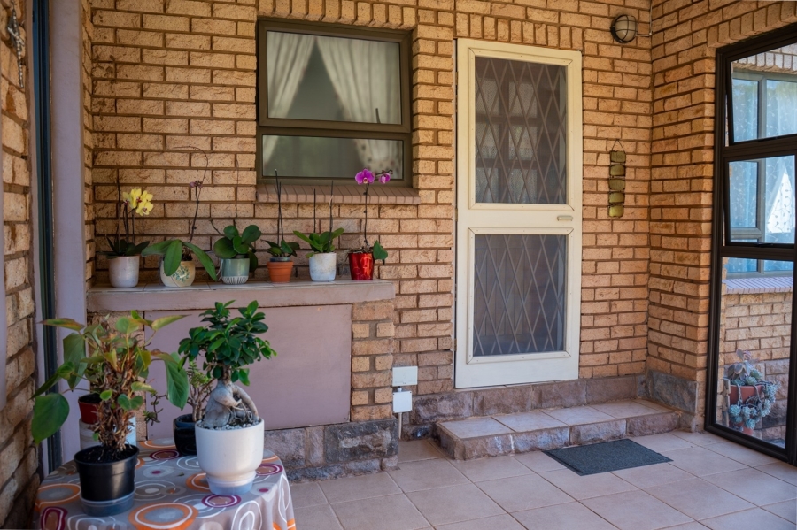 4 Bedroom Property for Sale in Mooikloof Equestrian Estate Gauteng