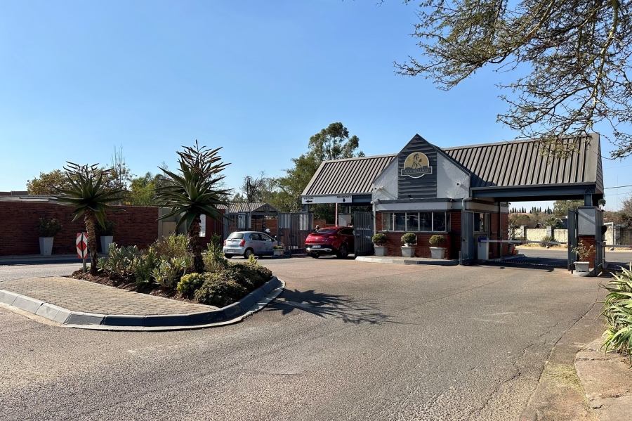 4 Bedroom Property for Sale in Mooikloof Equestrian Estate Gauteng