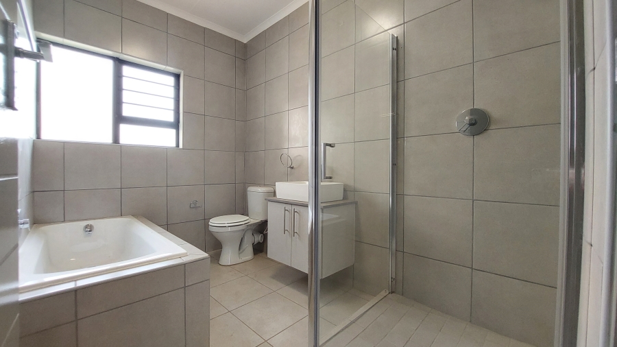 2 Bedroom Property for Sale in Lyttelton Manor Gauteng
