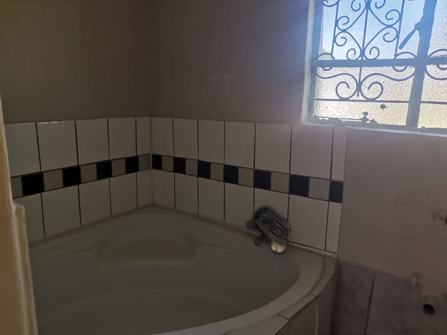 3 Bedroom Property for Sale in Gezina Gauteng