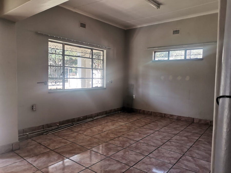 3 Bedroom Property for Sale in Gezina Gauteng