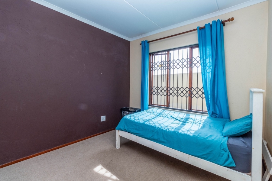 4 Bedroom Property for Sale in Noordwyk Gauteng