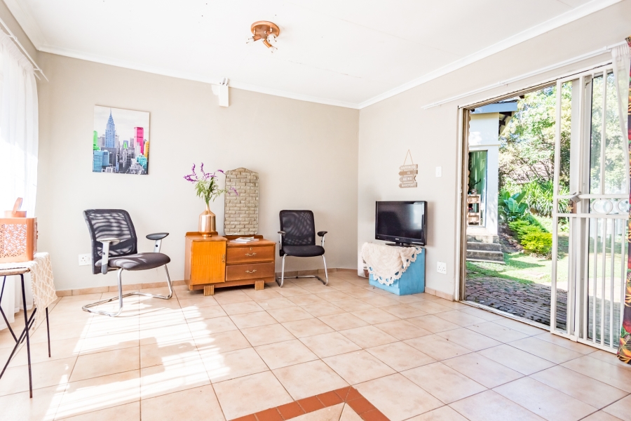 3 Bedroom Property for Sale in Garsfontein Gauteng