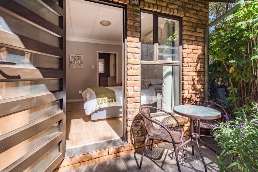 3 Bedroom Property for Sale in Garsfontein Gauteng