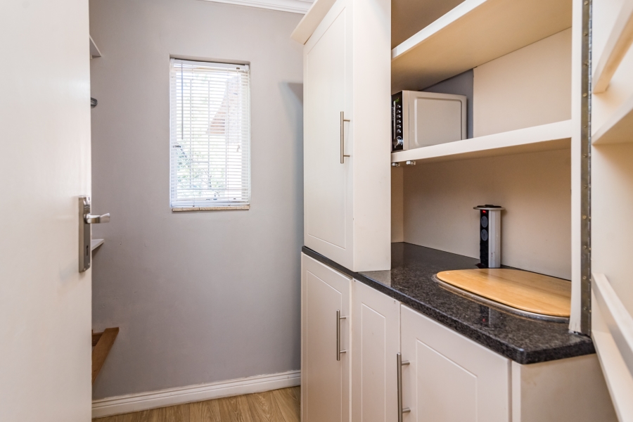 3 Bedroom Property for Sale in Garsfontein Gauteng