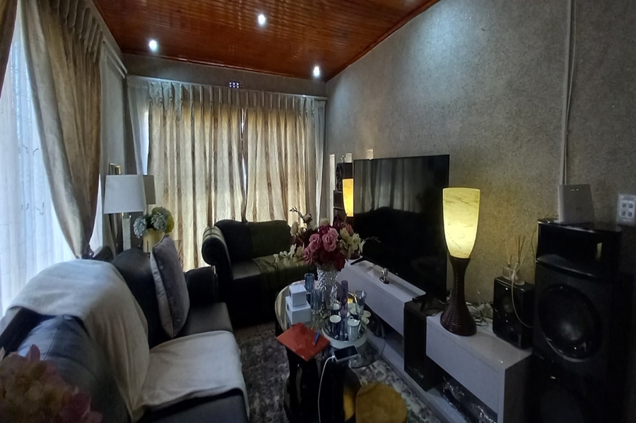 3 Bedroom Property for Sale in Lenasia South Gauteng