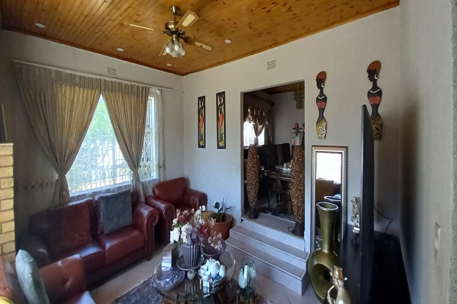 3 Bedroom Property for Sale in Lenasia South Gauteng