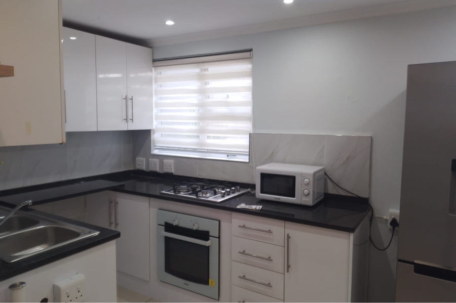 To Let 1 Bedroom Property for Rent in Greenside Gauteng