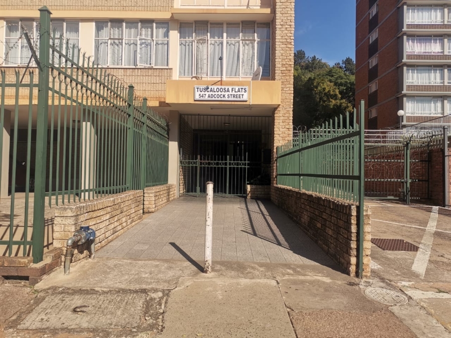 1 Bedroom Property for Sale in Gezina Gauteng