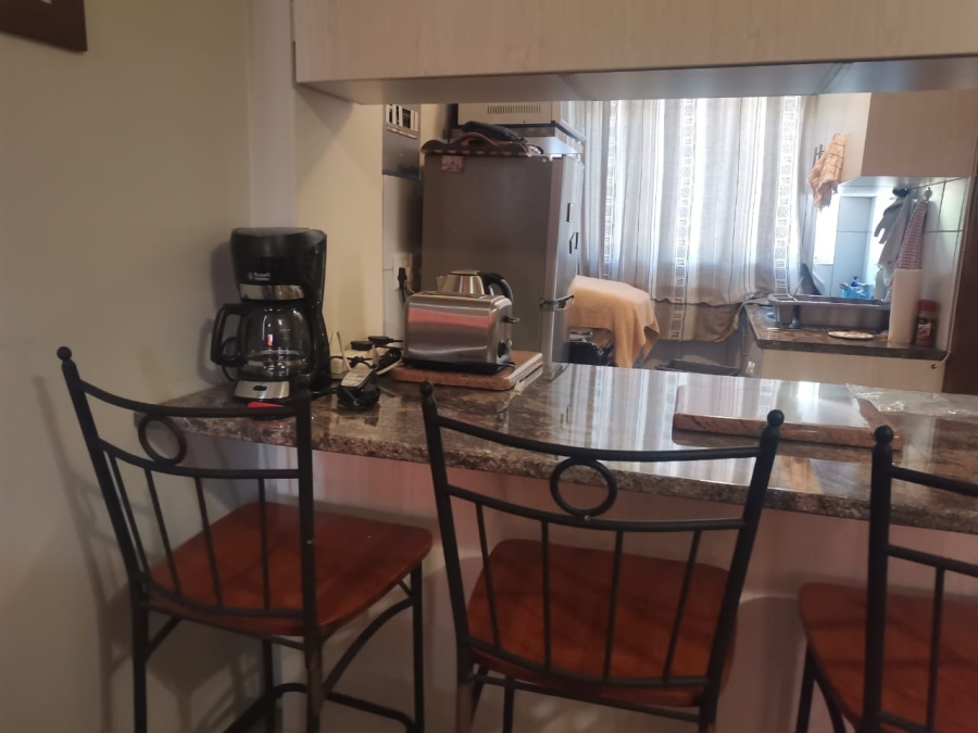 1 Bedroom Property for Sale in Gezina Gauteng