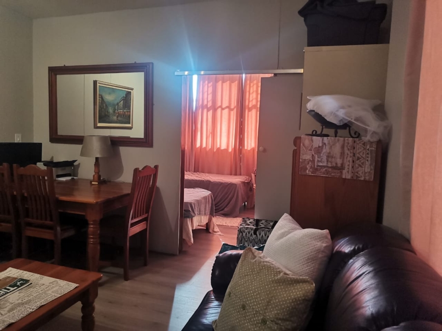 1 Bedroom Property for Sale in Gezina Gauteng