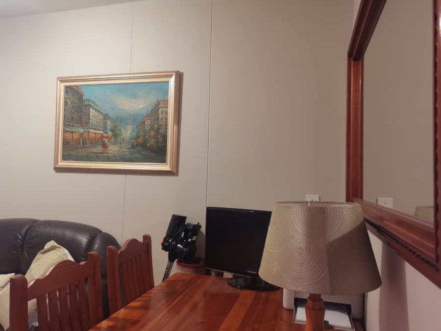 1 Bedroom Property for Sale in Gezina Gauteng