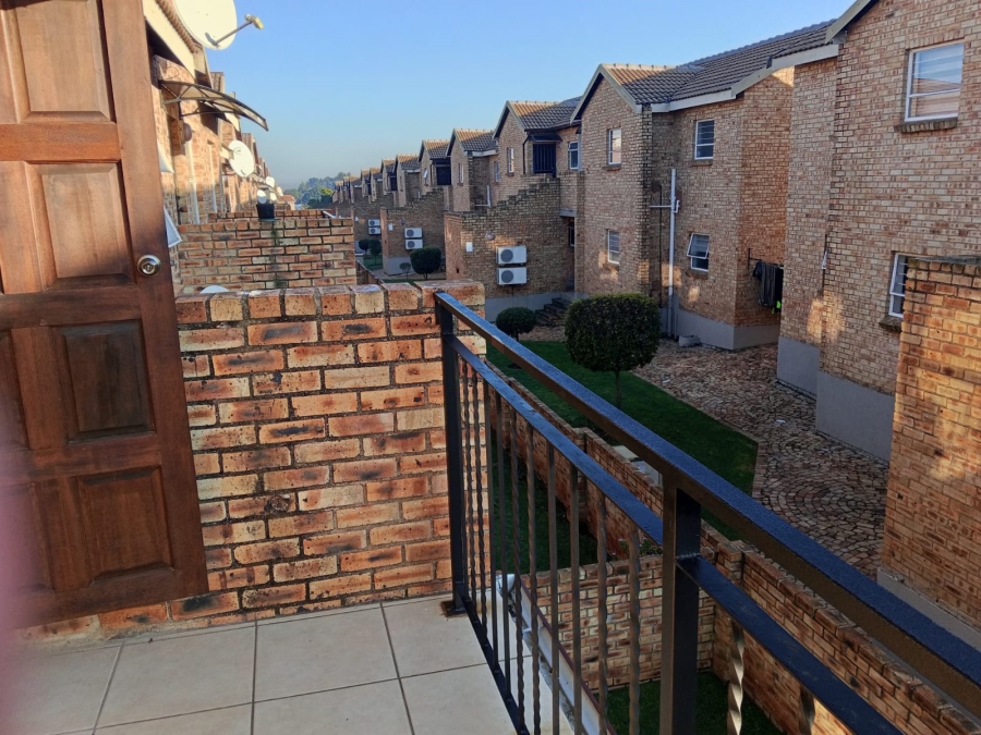 To Let 2 Bedroom Property for Rent in Honeydew Gauteng