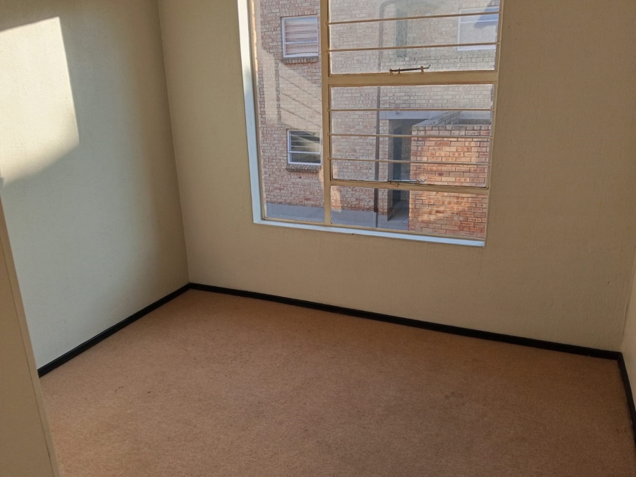To Let 2 Bedroom Property for Rent in Honeydew Gauteng