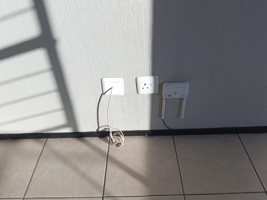 To Let 2 Bedroom Property for Rent in Honeydew Gauteng